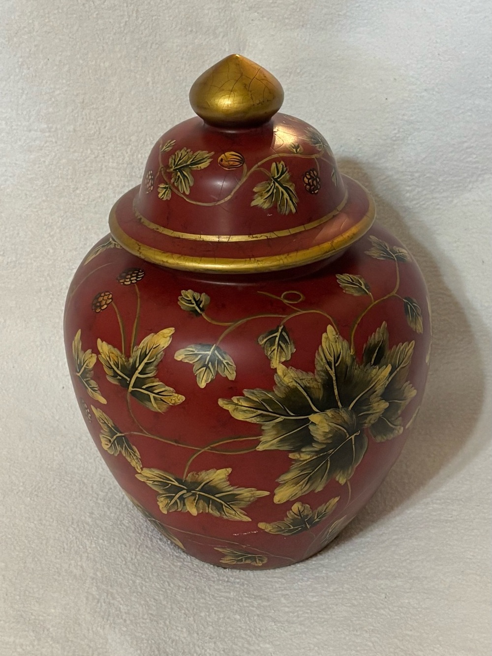 Vintage style red and gold floral ginger jar with lid decorative accents Vase